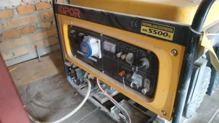 Техническое обслуживание газового генератора KIPOR KNE 5500E с устройством автоматического запуска генератора Porto Franco.jpg