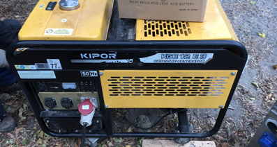генератор KIPOR KGE 12 Е3 не выдает напряжения