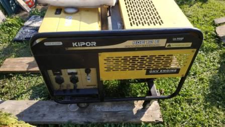 Ремонт бензинового генератора Kipor KGE12E (не выдает напряжение).jpg